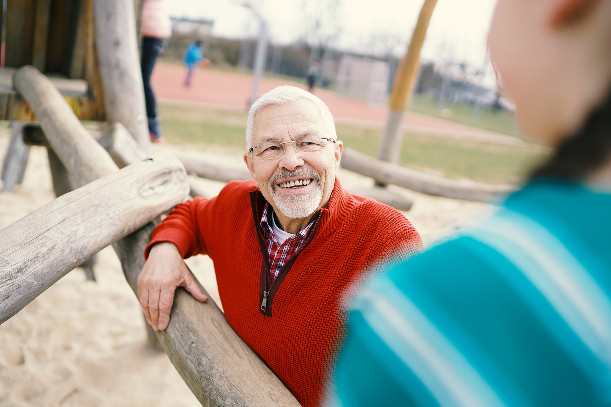Gutes Hören im Alter – Die besten Hörgeräte für Senioren